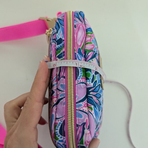 NWOT! Lilly Pulitzer GWP Belt Bag In Gecko Green Tiger Sunrise - Picture 14 of 16